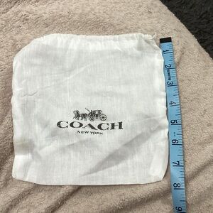 Coach White Logo Drawstring Pouch dust